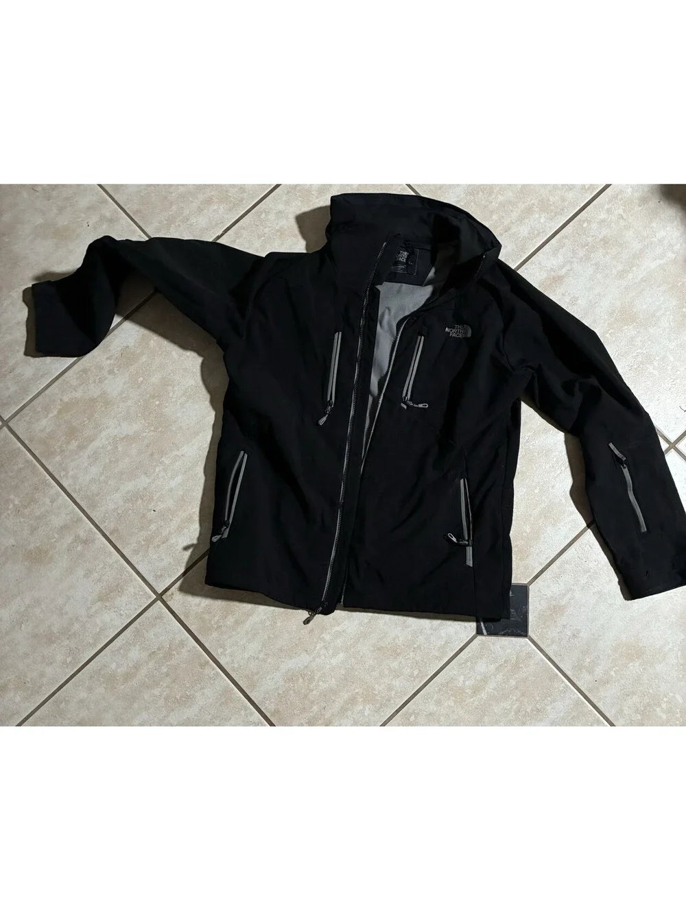 The North Face Men’s Large Black Softshell Jacket Full Zip Fleece Lined Outdoor